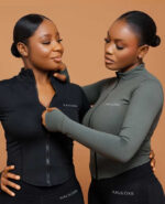 THE SHELLY TOP - Image 4