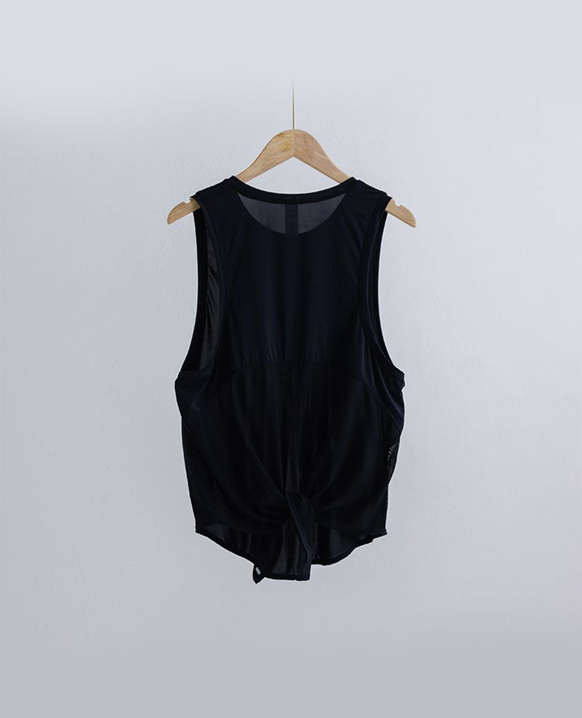 black-armless